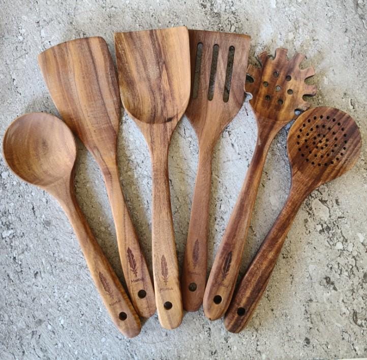 Raw Unfinished Montuk 10-Piece Teak Wood Cooking Utensils Set – Natural, Uncoated Kitchen Spoons
